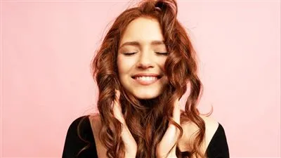 5 زيوت أساسية توقف تساقط الشعر.. تعرفي عليها