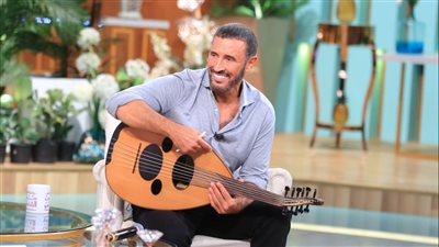 اليوم في التاسعة مساء.. كاظم الساهر ضيف منى الشاذلي على cbc