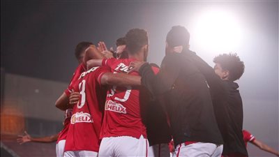 لهذا السبب.. الأهلي يؤجل مفاوضاته مع مهاجم جالاتا سراي