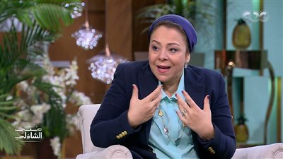 بعد إثارتها للجدل.. نهاد أبو القمضان ترد: فتوى الأزهر عن إرضاع الأم لأطفالها غريبة 