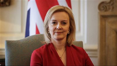 من بداية حياتها حتى رئاسة وزراء بريطانيا.. ماذا تعرف عن ليزا تراس؟