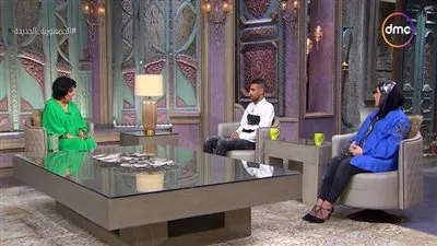 مؤمن زكريا يكشف مفاجأة عن قصة الحب التي جمعته بزوجته 