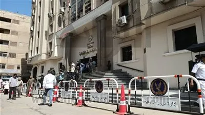 طبيب أمراض نفسية يدلي بشهادته حول الحالة الصحية للمتهم بقتل فتاة الشرقية