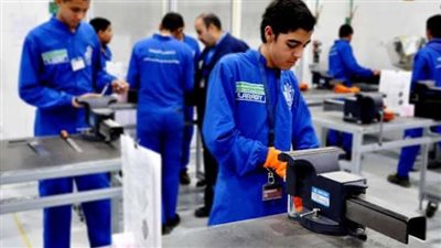 ما هي مدارس التكنولوجيا التطبيقية 2022؟ المناهج الدراسية والمميزات