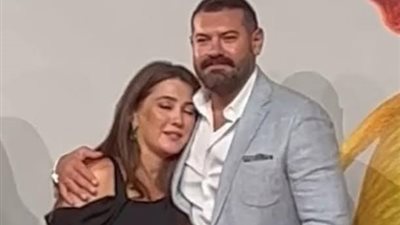 شعور بالأمان أم إجهاد؟.. كندة علوش تحسم الجدل بشأن لقطتها الرومانسية مع عمرو يوسف بـ