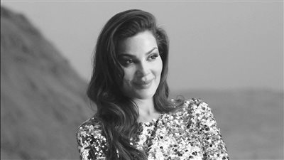 من خلف الكواليس.. نادين نجيم تتألق بأحدث ظهور لها 