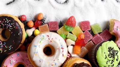 استشاري تغذية: الجسم يحتاج 10 أيام للتكيف مع تقليل السكريات (فيديو)