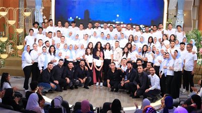 هذا السعودي فوق...كورال روح الشرق يقدم هدية للسعوديين بيوم التأسيس