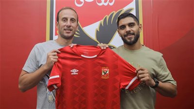 أول تعليق من شادي حسين بعد الانضمام إلى الأهلي رسميًا 