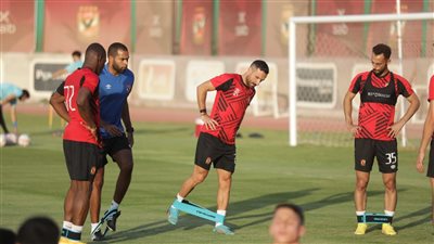 الأهلي يستأنف تدريباته وأليو ديانج ينتظم في المران الجماعي