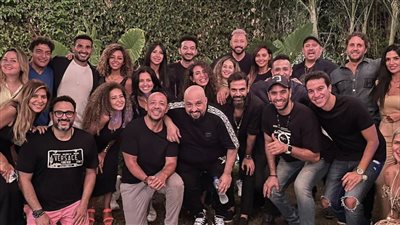 بهذه الطريقة.. نادر حمدي يحتفل بعيد ميلاد أكرم حسني