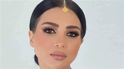 مي عز الدين تخطف الأنظار في أحدث ظهور لها