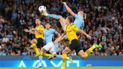 مانشستر سيتي يُزاحم ليفربول على ضم نجم بوروسيا دورتموند