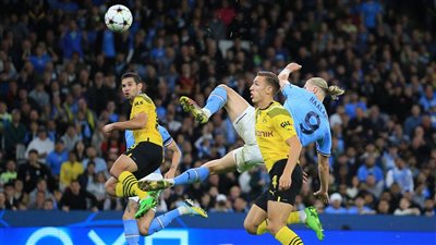 هالاند: حلمي هو أن ألمس الكرة 5 مرات وأسجل 5 مرات