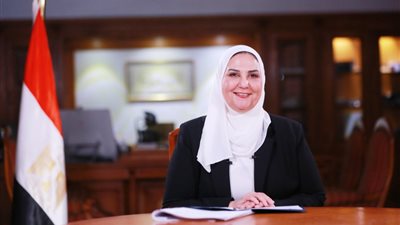 وزيرة التضامن تتوجه إلى مملكة البحرين لتكريمها بجائزة الشيخ عيسى بن علي آل خليفة