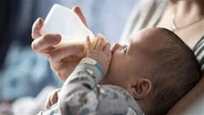 تعرف على أسباب الارتجاع المعدي عند الأطفال