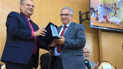 رئيس الطائفة الإنجيلية يشارك في حفل تنصيب هاني كرم قسًّا وراعيًا للكنيسة الإنجيلية بالمرج