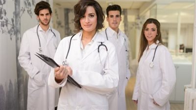 إلغاء تكليف الأطباء.. النتائج ومصير الدفعات حديثي التخرج