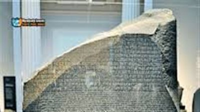 خبير: آثارنا منهوبة والاتفاقات الدولية معيبة ومنها اليونسكو وطالبنا رسميًا برأس نفرتيتي