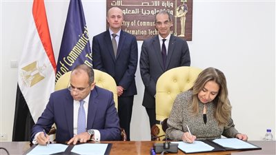 وزير الاتصالات: تعاون مع شركة عالمية لبناء قدرات العاملين بالدولة في مجالات الذكاء الاصطناعى