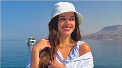 بإطلالة ساحرة.. نور إيهاب تخطف الأنظار في أحدث ظهور لها