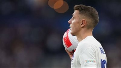 عاجل.. ديشامب يستقر على بديل لوكاس دين في المنتخب الفرنسي