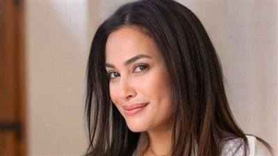هند صبري عميلة سرية في فيلمها الجديد 'فضل ونعمة' والعرض التجاري 5 أكتوبر