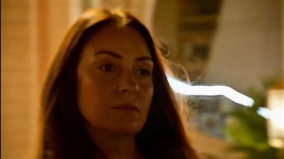 شاهد.. نرمين الفقي في عزاء زوجة خالد زكي 