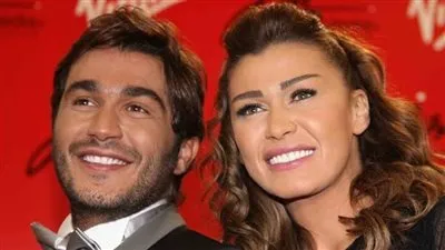 نادين الراسي تدخل في نوبة بكاء على الهواء.. تعرف على التفاصيل 