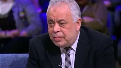 أشرف زكي ناعيًا هشام سليم: وداعًا يا صديق العمر