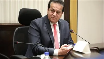 وزير الصحة يكرم فريق القافلة الطبية المصرية بدولة السودان 