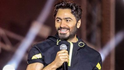 بالصور...الاستعدادات النهائية لحفل تامر حسني بالإسكندرية 