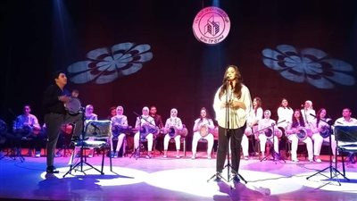 عبد الحليم وأم كلثوم على الايقاع والطبلة تشعل الأجواء بمسرح 23 يوليو