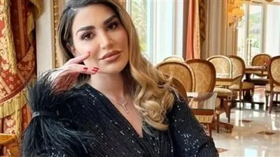 سارة نخلة تستعرض جمالها في أحدث ظهور لها