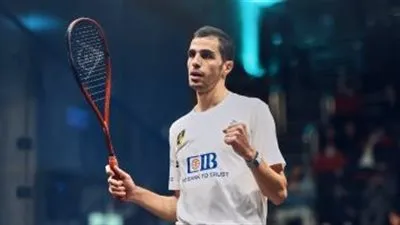 علي فرج يتوج ببطولة الأهرامات للعام الثالث على التوالي ويؤكد تربعه على عرش الاسكواش 