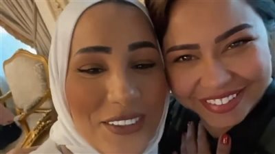 بهذه الطريقة.. نداء شرارة تعبر عن حبها لـ شيرين عبد الوهاب