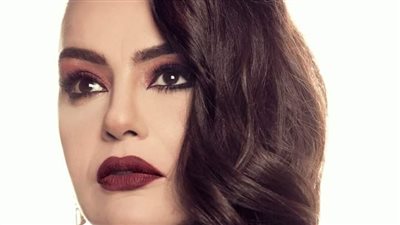 النجمة شريهان تشكر معزيها في وفاة حماتها 