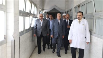  ننشر الصور الأولى للمصابات في حادث انهيار سور مدرسة بالجيزة