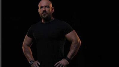 بسبب الطفلة بيلار... أحمد مكي يتصدر التريند