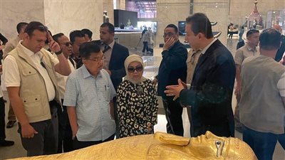 نائب رئيس جمهورية إندونيسيا يزور المتحف القومي للحضارة المصرية