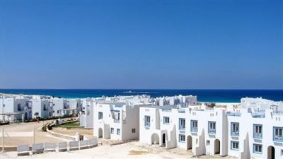 أين يقع Evia Mountain View North Coast؟