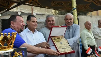 تكريم رموز ثقافية وإعلان تدشين أول سمبوزيوم بالريف المصري