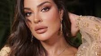 نادين نسيب نجيم تهنئ متابعيها بمناسبة المولد النبوي الشريف