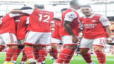 هل ينجح آرسنال في خطف نجم روما ؟