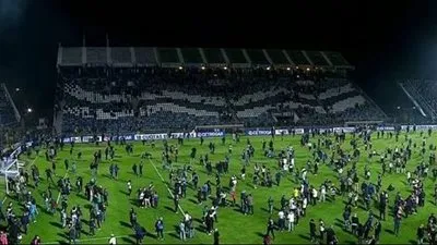 اعتقال شرطيين اثنين بسبب أعمال شغب في الارجنتين