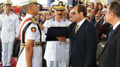 مصر أمانة في رقبتنا كلنا.. رسائل السيسي لخريجي كلية الشرطة