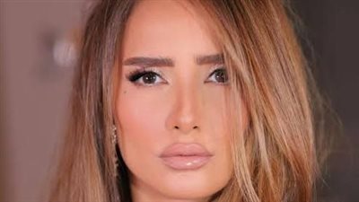 زينة تدعم ريم البارودي في جنازة والدها بمدينة نصر