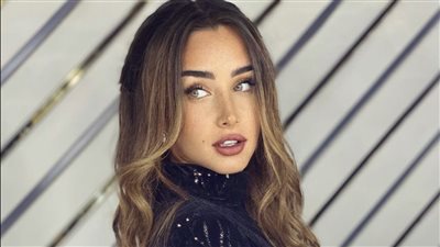 بإطلالة أنيقة.. هنا الزاهد تتألق بأحدث ظهور لها 