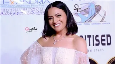 بإطلالة رائعة.. هبة عبد الغني تخطف الأنظار بتقديمها ختام مهرجان الإسكندرية السينمائي 