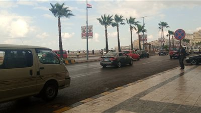 أمطار خفيفة وانخفاض في درجات الحرارة بالإسكندرية 